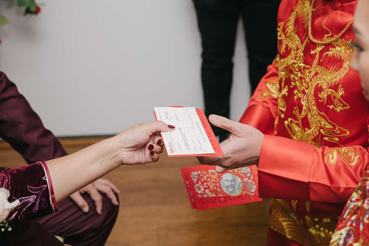 The Fullerton Hotel Wedding - Nico & Louisa 11