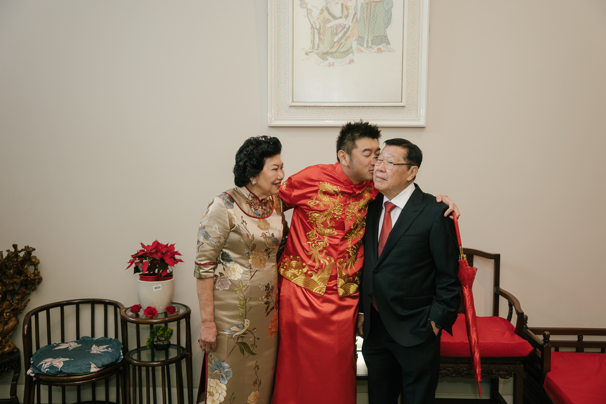 The Fullerton Hotel Wedding - Nico & Louisa 8