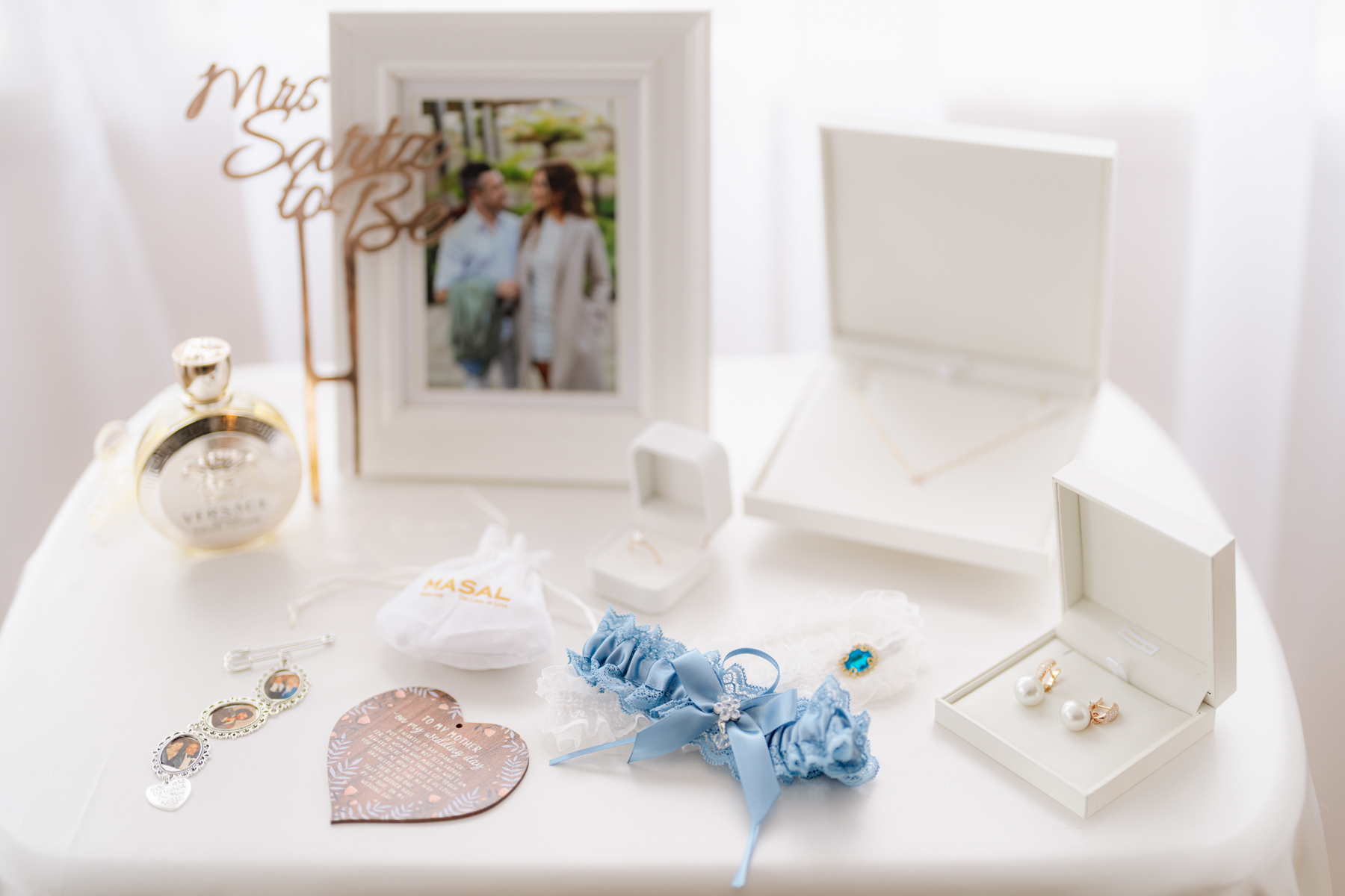 Sydney Four Seasons Hotel Wedding: Bianca & Peter 2