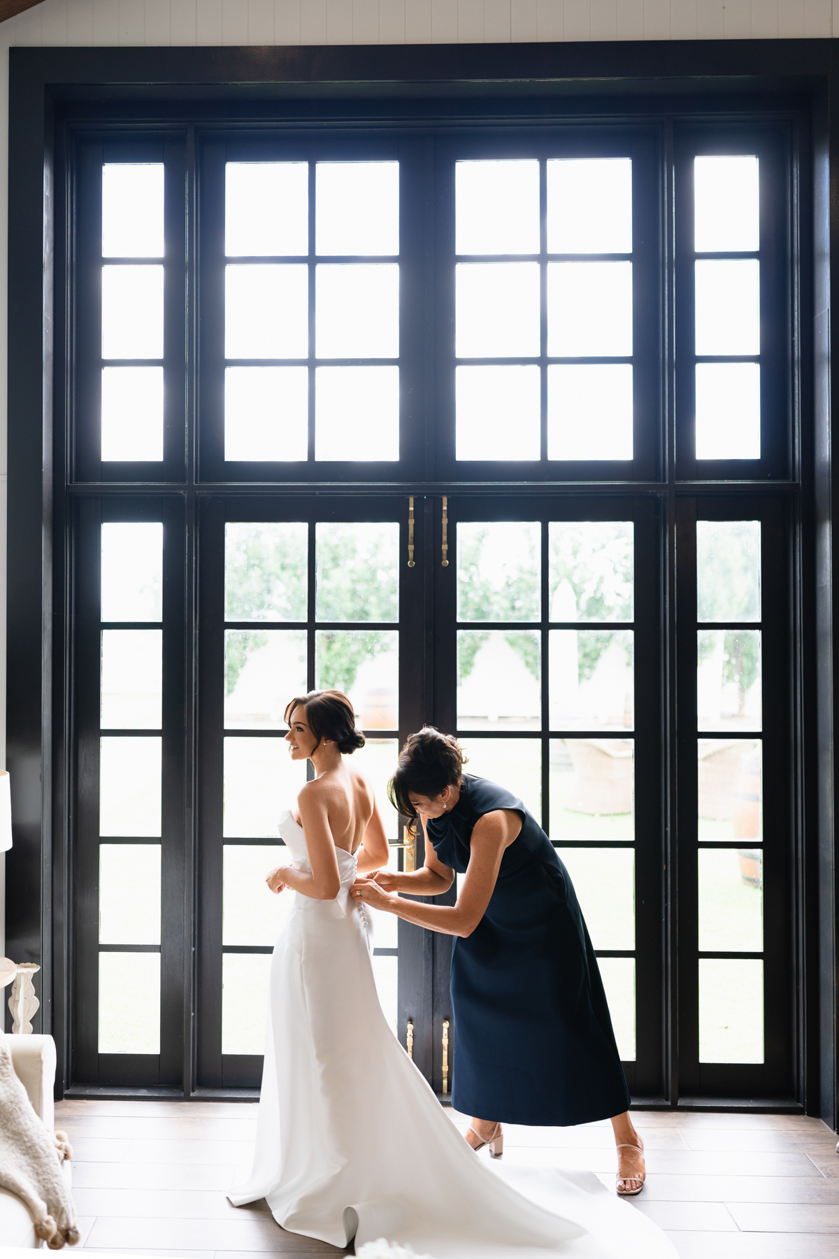 Dark Horse Wedding - Tori & Jason 10